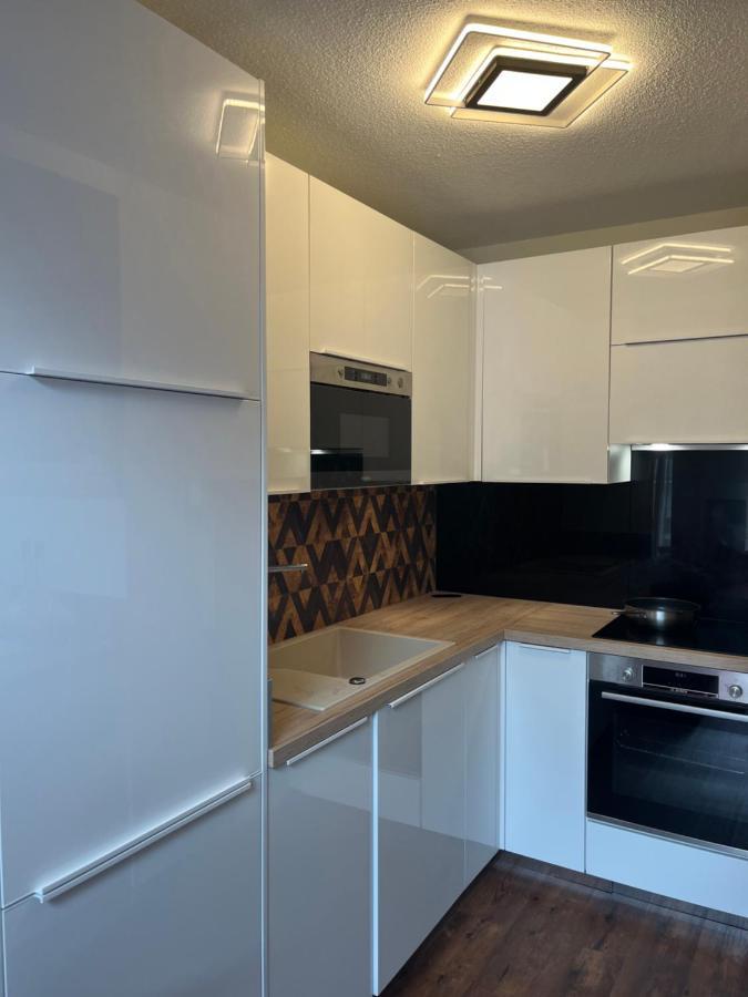 F2 Renove Apartment แซ็งต์-ลารีย์-ซูว์ลอง ภายนอก รูปภาพ